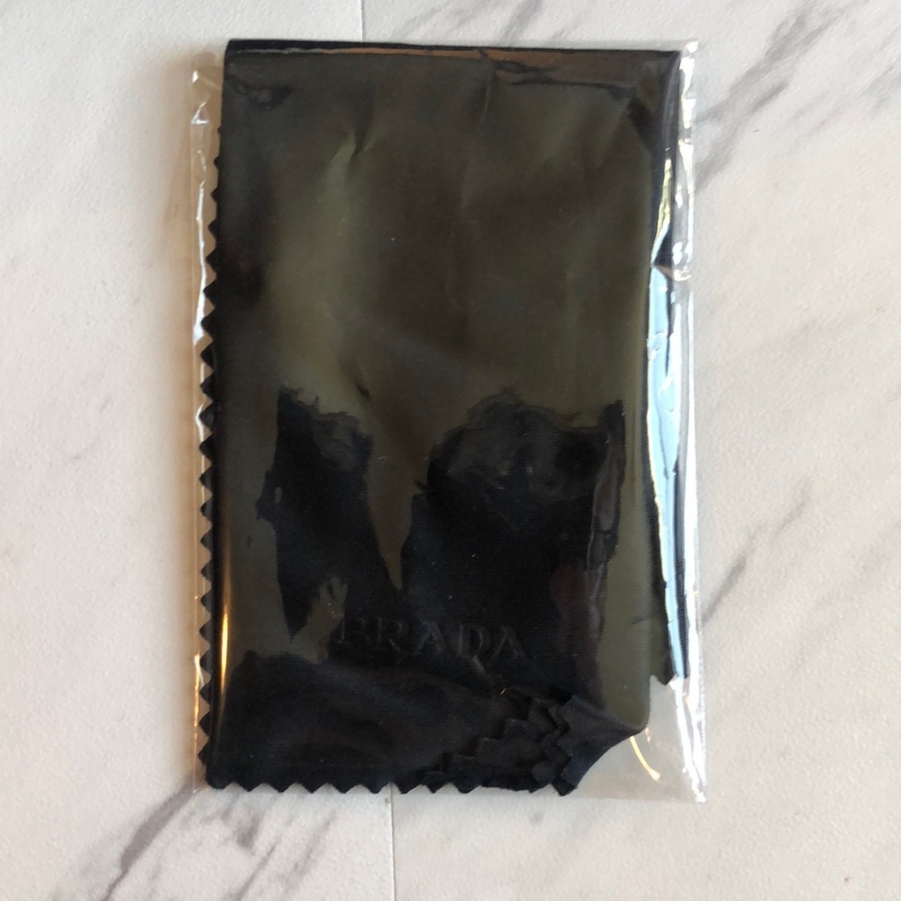 Prada Sunglasses box and cleaning cloth - Picture 5 of 5